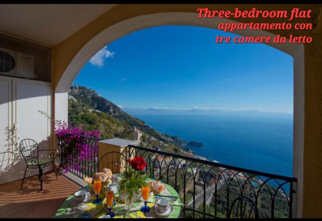 Villa Le Arcate Furore Rum bild